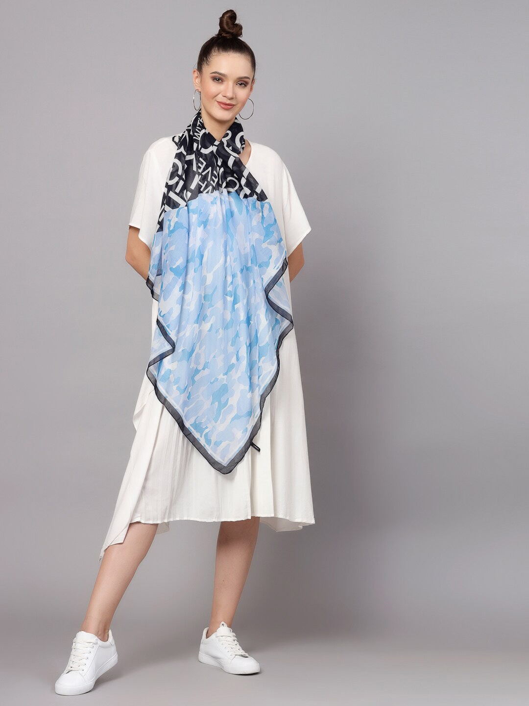 

J Style Printed Scarf, Blue