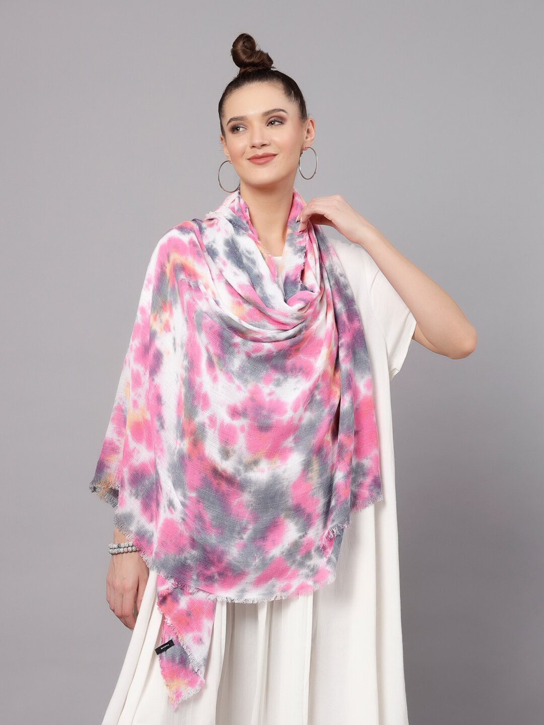 

J Style Women Printed Stole, Pink