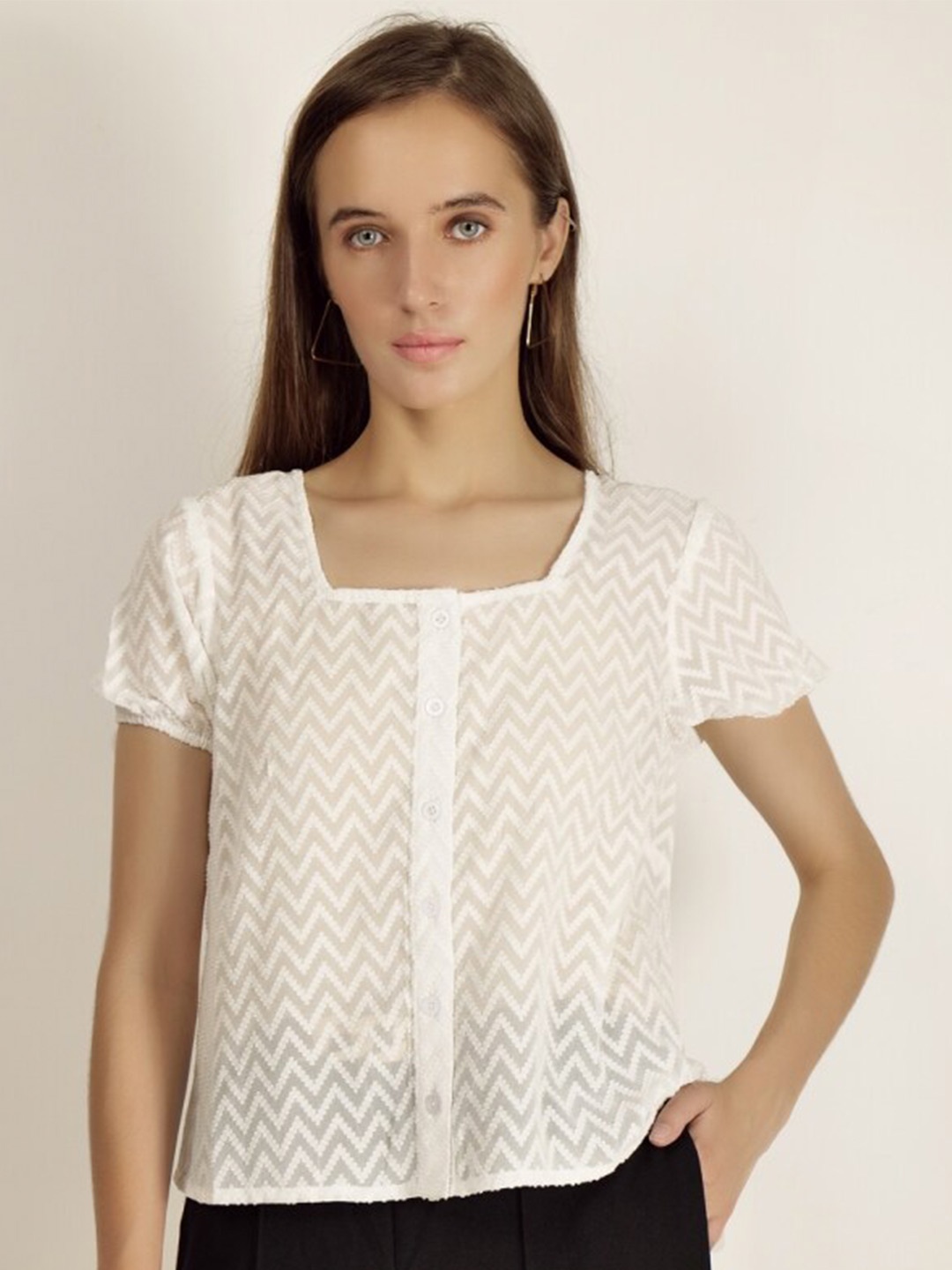 

INVICTUS Self Design Top, White