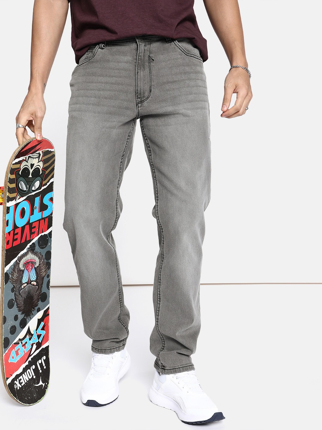 

The Roadster Lifestyle Co. Men Straight Fit Light Fade Stretchable Jeans, Grey