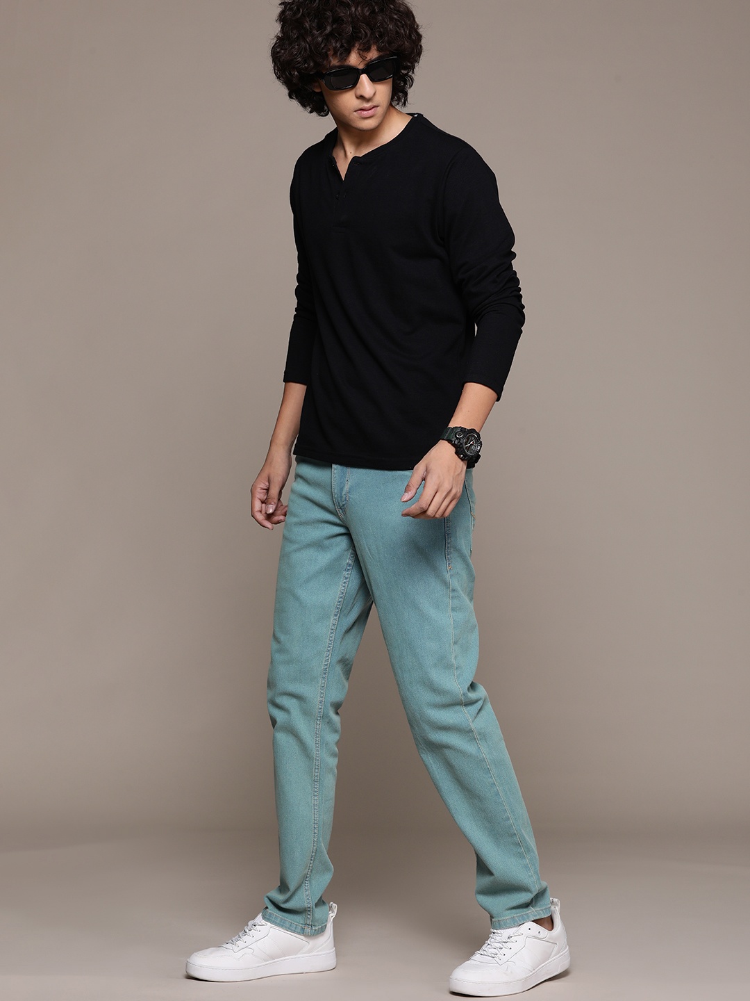 

The Roadster Lifestyle Co. Men Mid-Rise Jeans, Blue