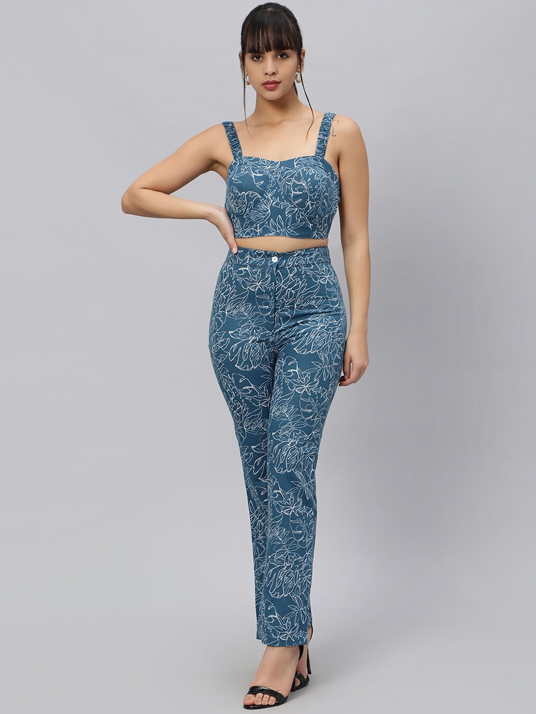 

OUI Shoulder Strap Floral Printed Pure Cotton Crop Top And Trousers Co-Ords, Blue