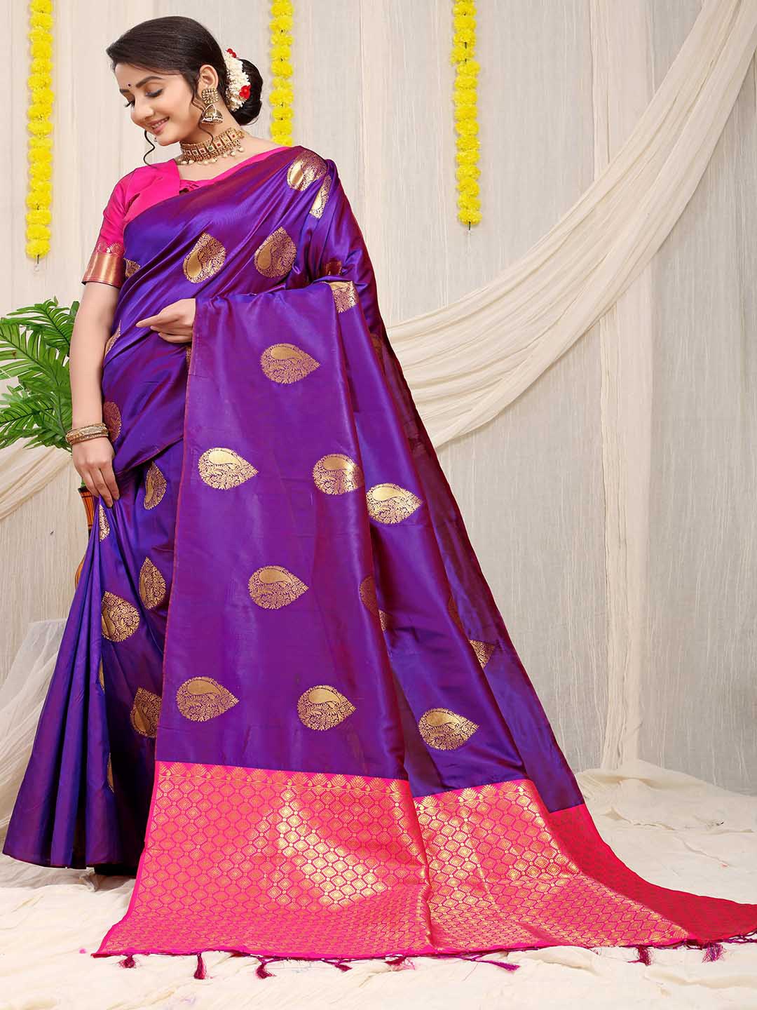

Mitera Ethnic Motifs Woven Design Zari Art Silk Saree, Purple