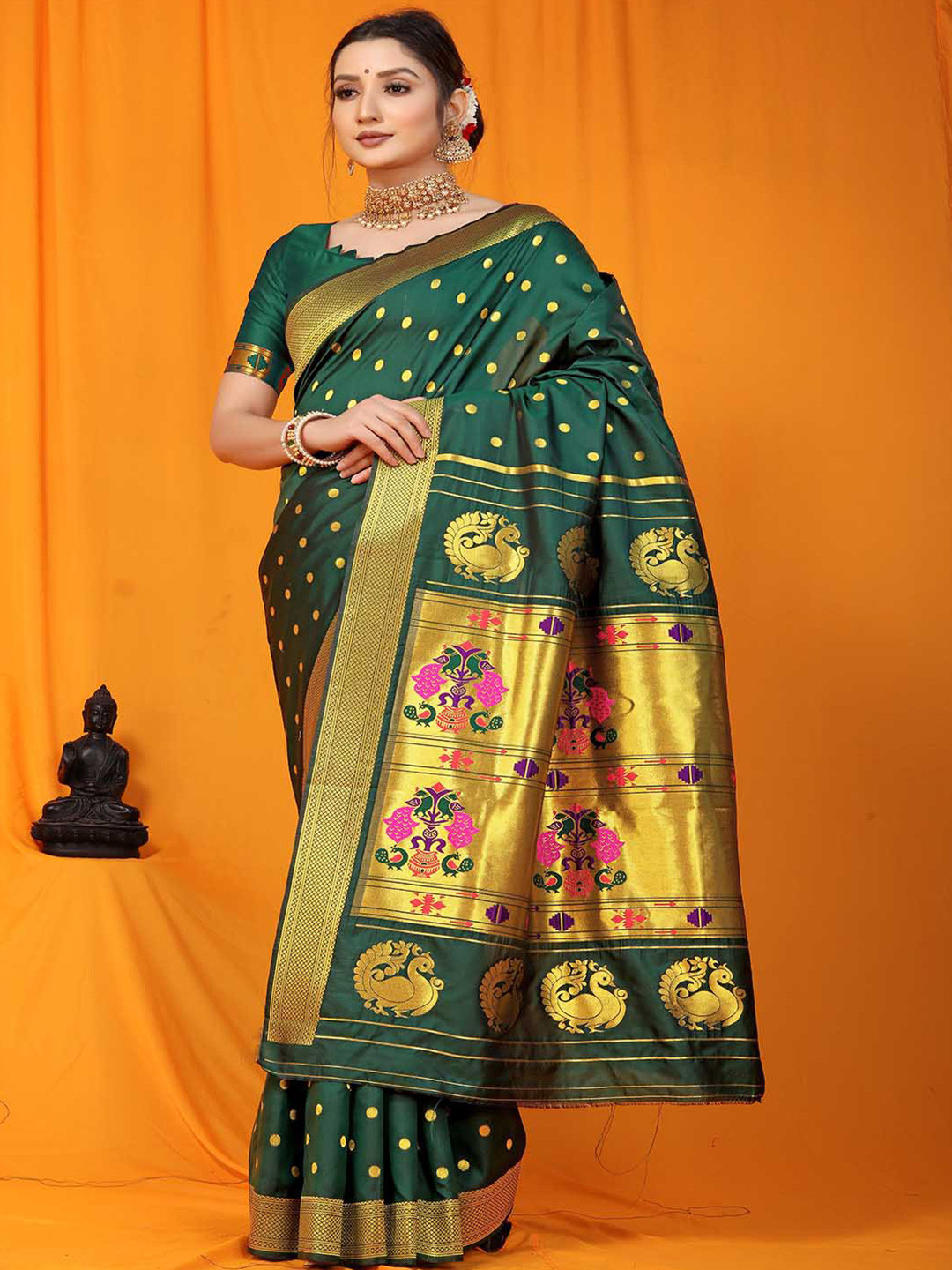 

Mitera Green & Gold-Toned Ethnic Motifs Woven Design Zari Art Silk Saree