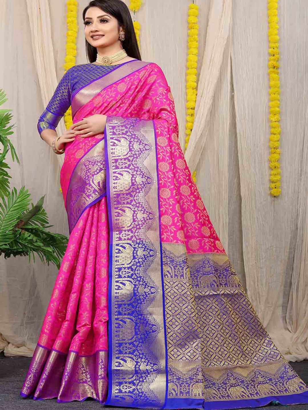 

Mitera Pink Ethnic Motifs Woven Design Zari Saree