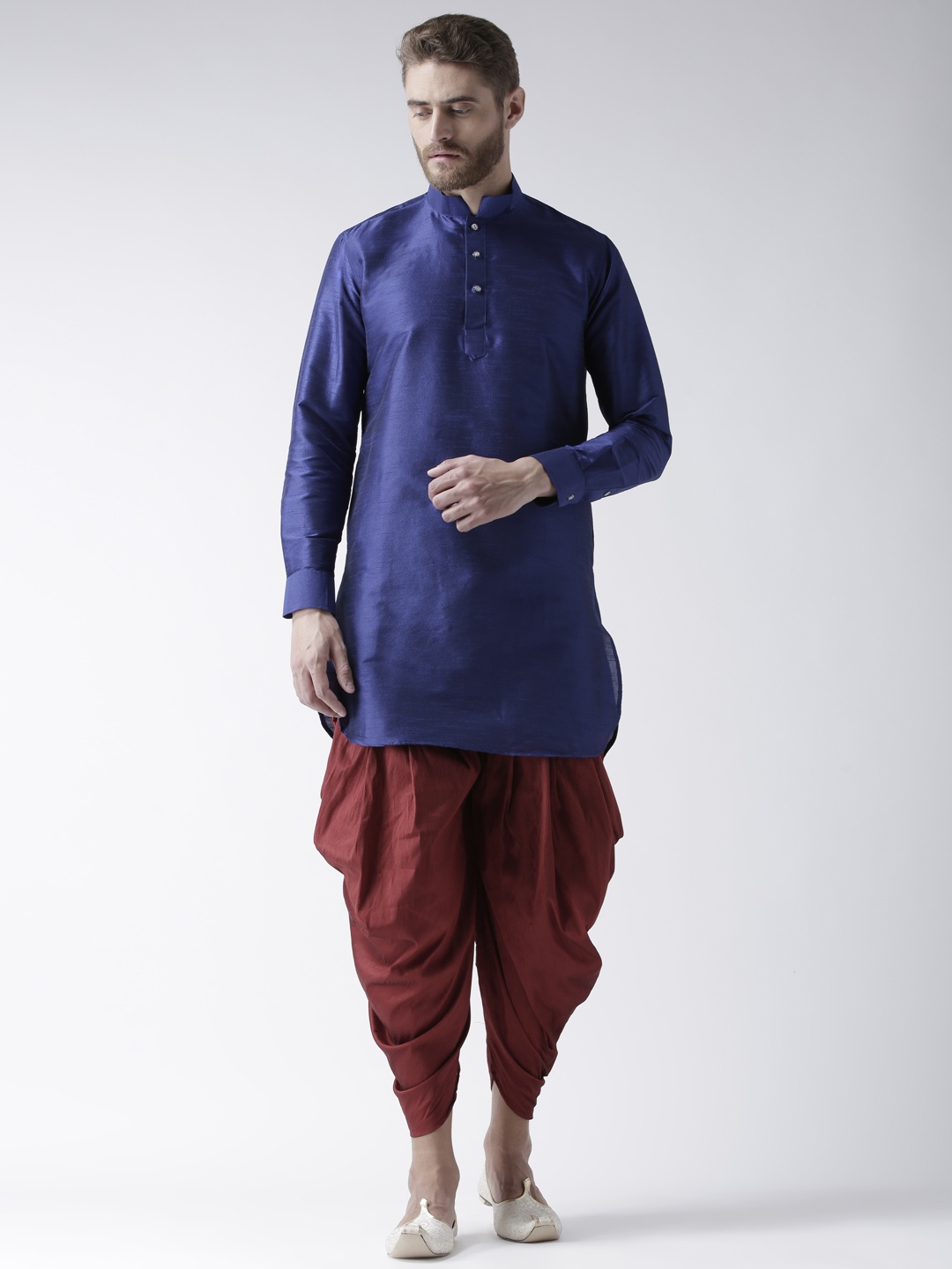 

DEYANN Men Navy Blue & Maroon Solid Kurta with Patiala