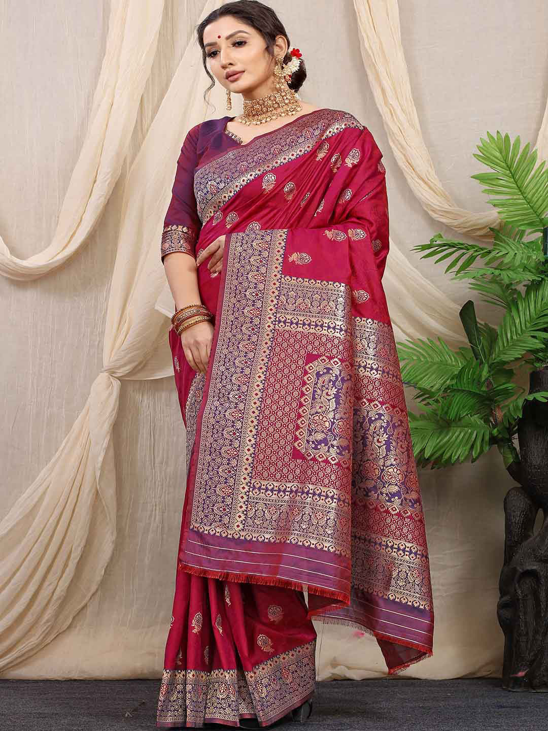 

Mitera Maroon and Purple Ethnic Motifs Woven Design Zari Saree