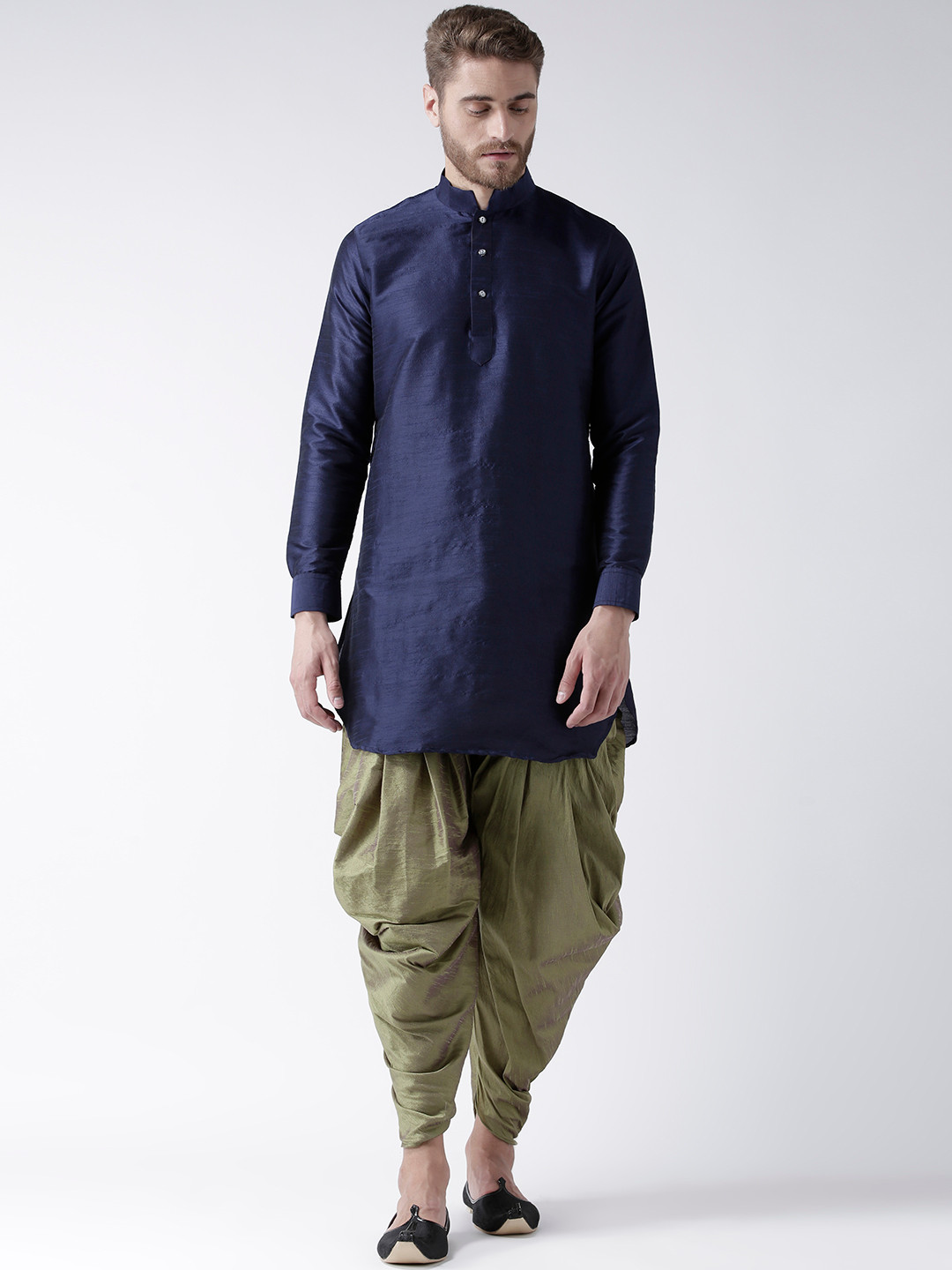 

DEYANN Men Navy Blue & Green Solid Kurta with Patiala