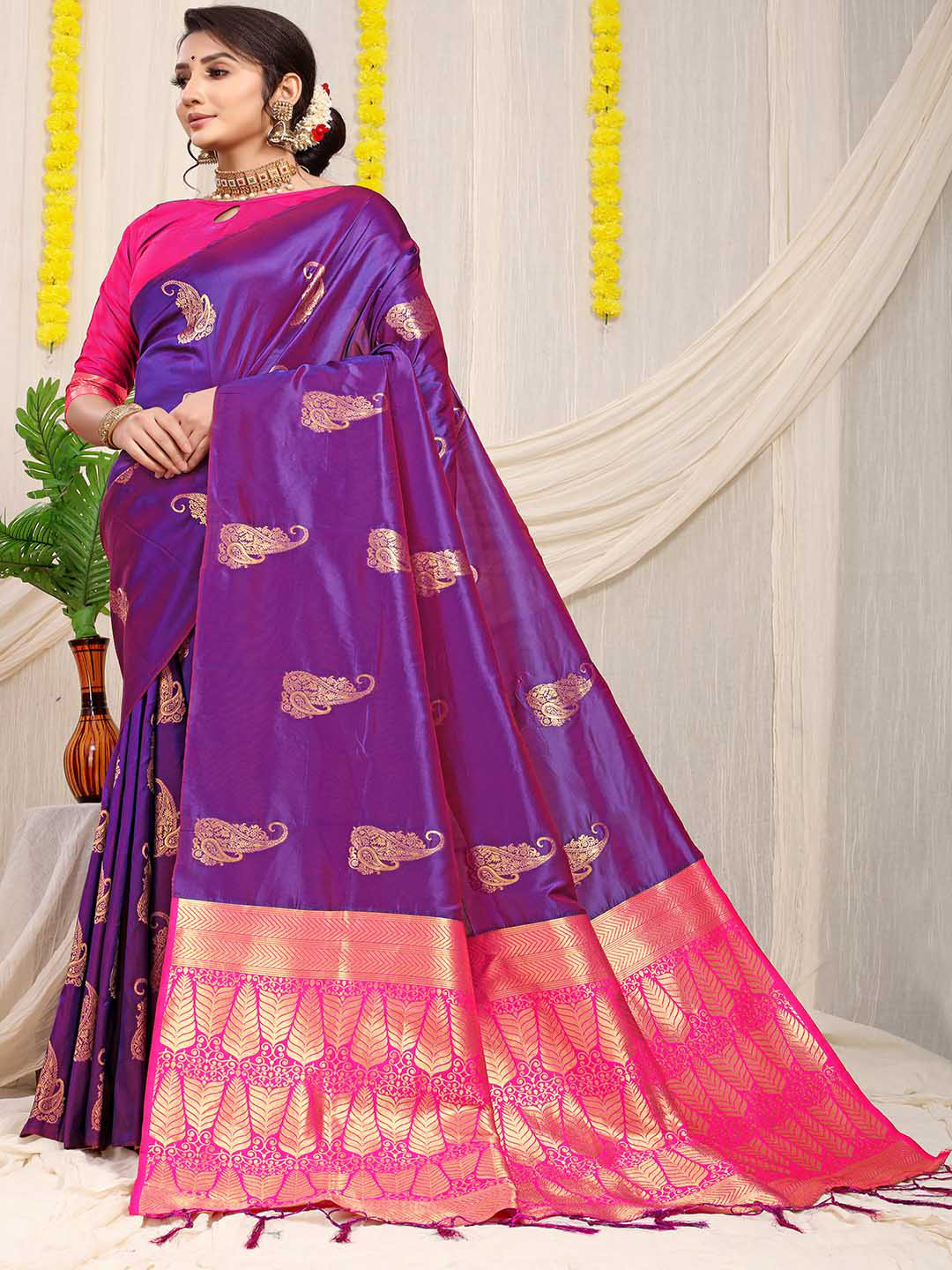 

Mitera Ethnic Motifs Woven Design Zari Art Silk Saree, Violet