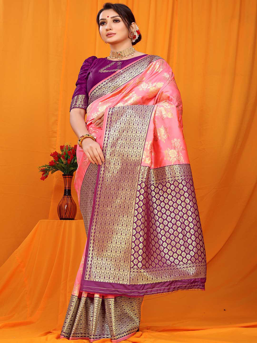 

Mitera Pink & Magenta Floral Woven Design Zari Saree