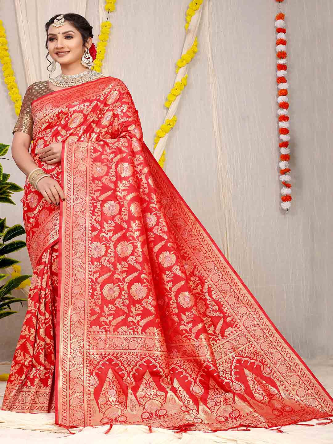 

Mitera Ethnic Motifs Woven Design Zari Saree, Red