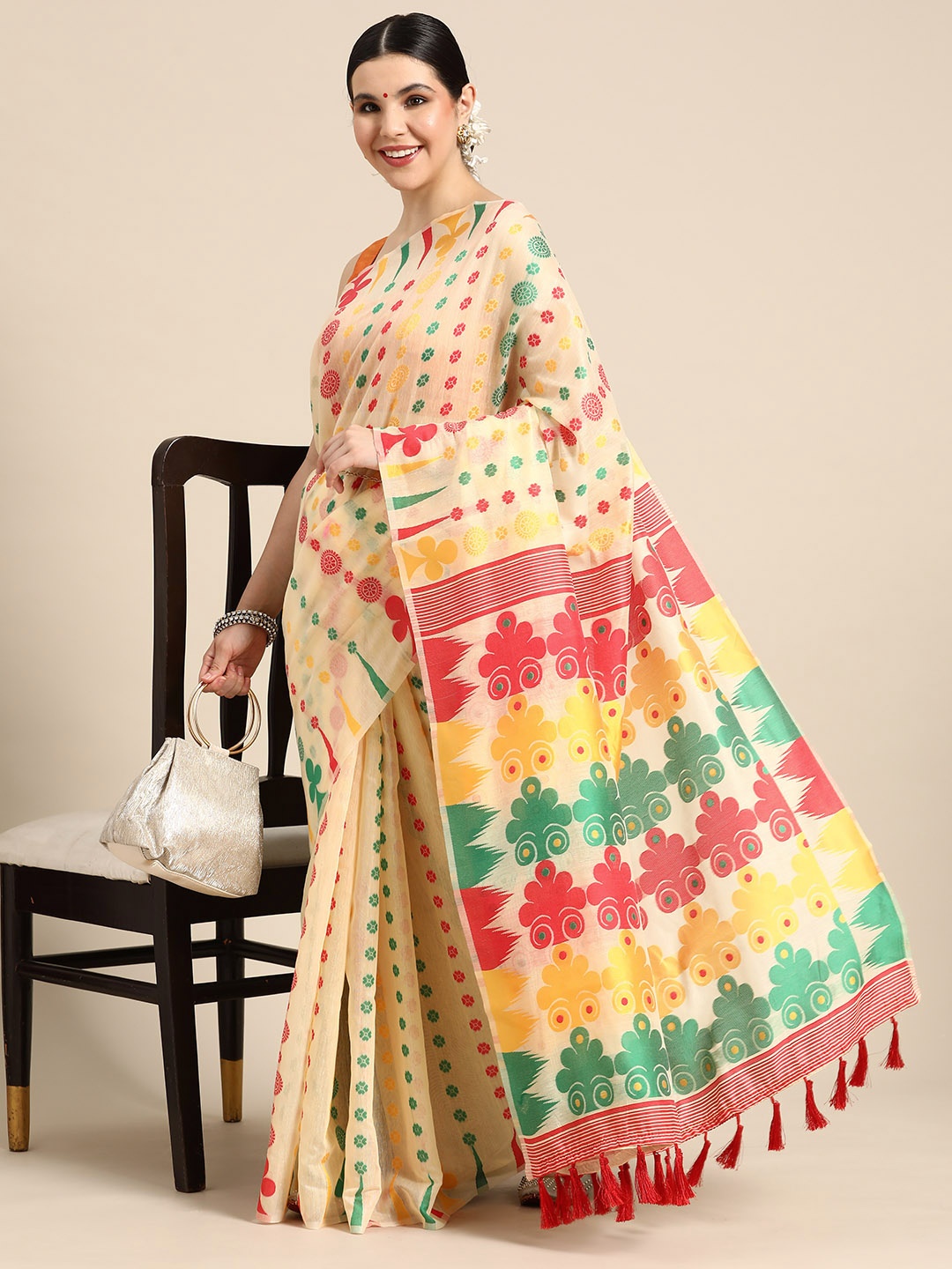 

Silk Land Floral Phulkari Pure Cotton Jamdani Saree, Beige