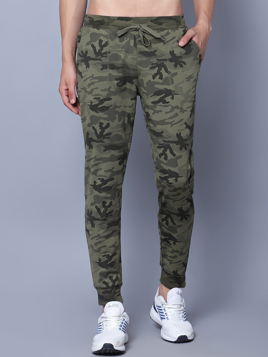 

Shiv Naresh Men Camouflage Printed Cotton Mid-Rise Rapid-Dry Joggers, Olive