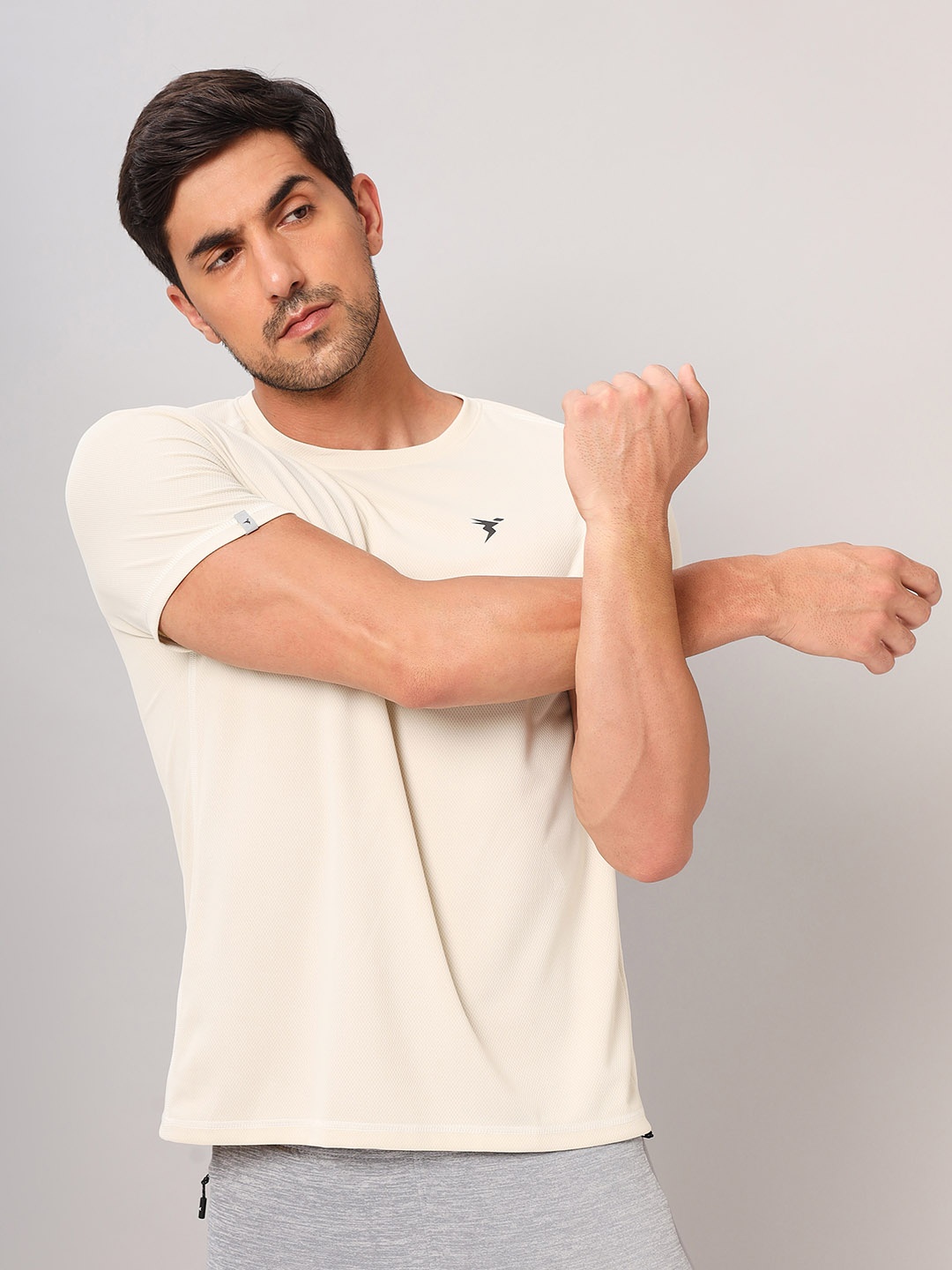 

Technosport Anti Odour Training & Gym Slim Fit Half Sleeve T-shirt, Beige