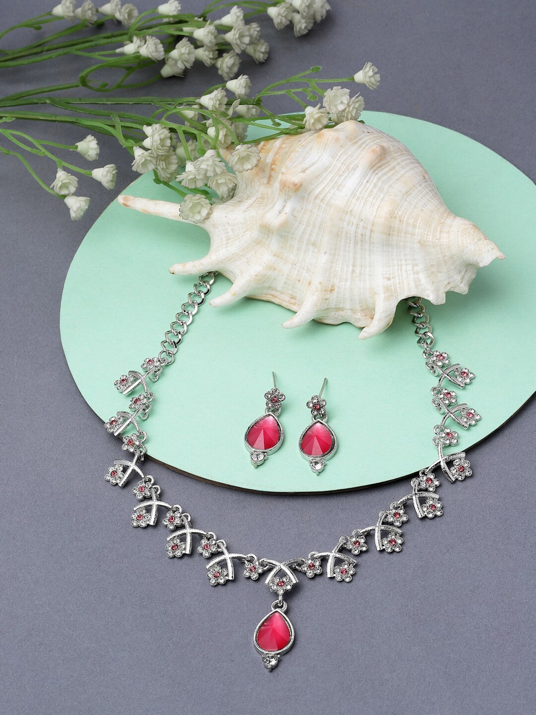 

ZENEME Silver-Plated Cubic Zirconia-Studded Teardrop Shaped Necklace Jewellery Set