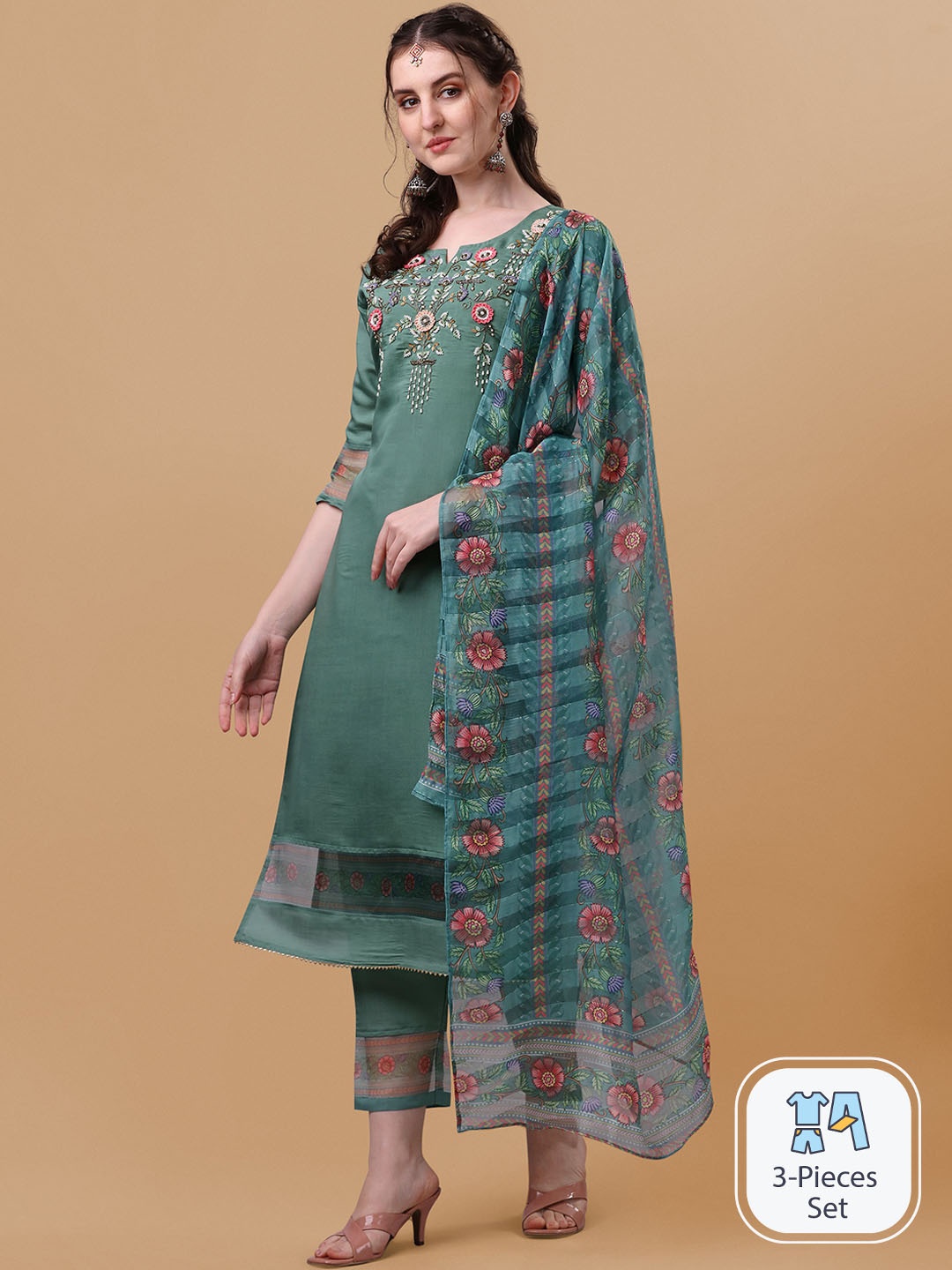 

Berrylicious Beads and Stones Detail Straight Kurta with Trousers With Dupatta, Green