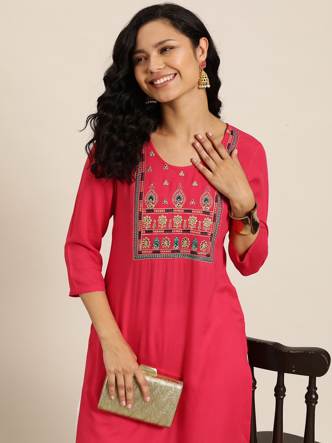 

HERE&NOW Ethnic Motifs Embroidered Thread Work Kurta, Red