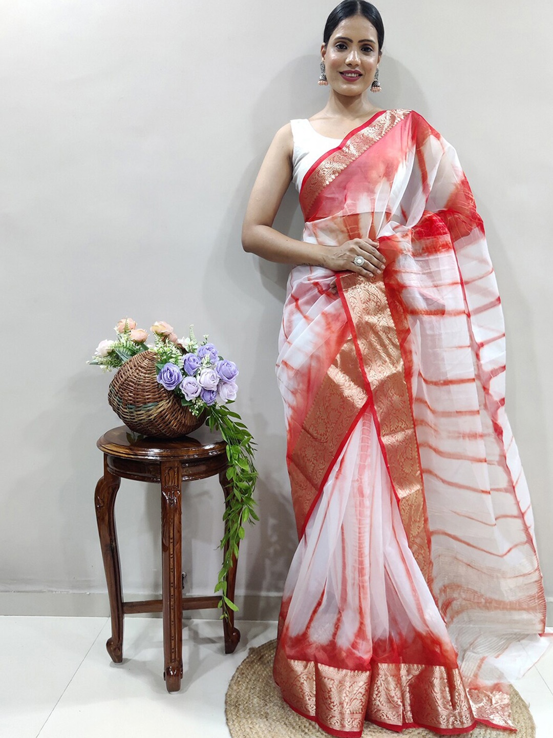 

Mitera Red & White Tie and Dye Dyed Zari Organza Fusion Saree