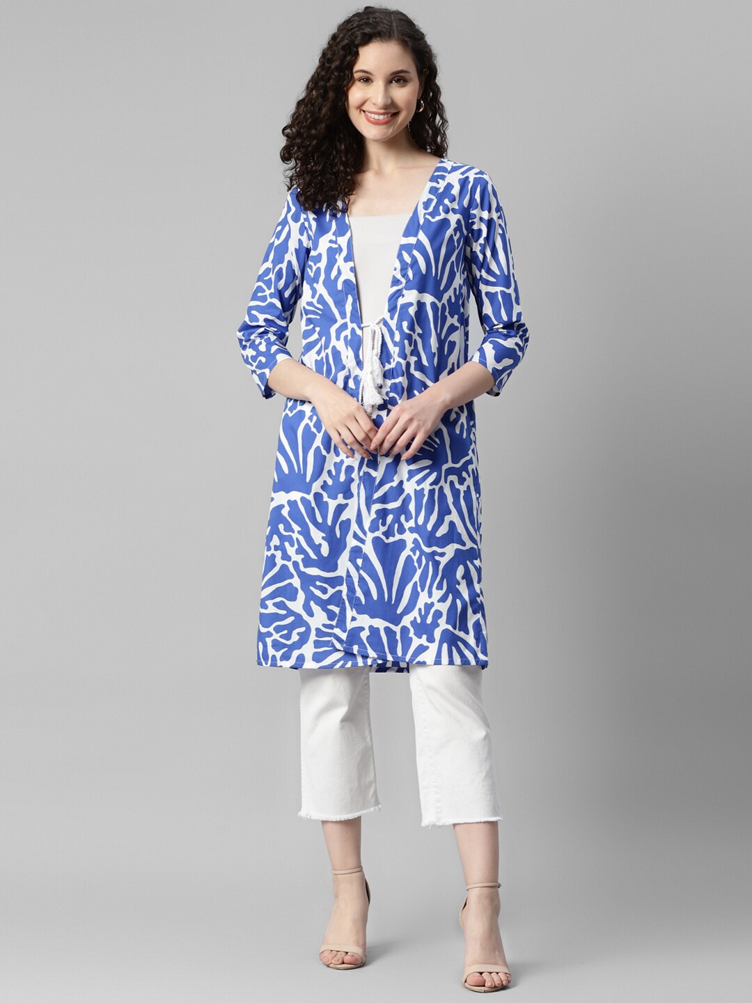 

DEEBACO Abstract Printed Longline Tie-Up Shrug, Blue