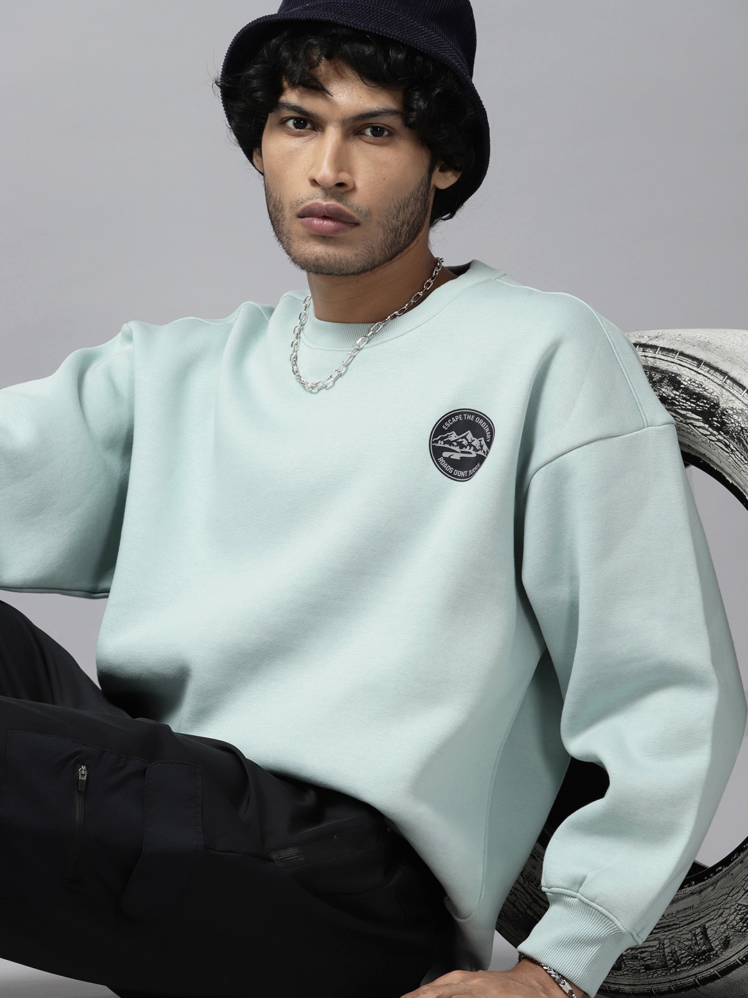 

Roadster Men Printed Pullover Sweatshirt, Sea green