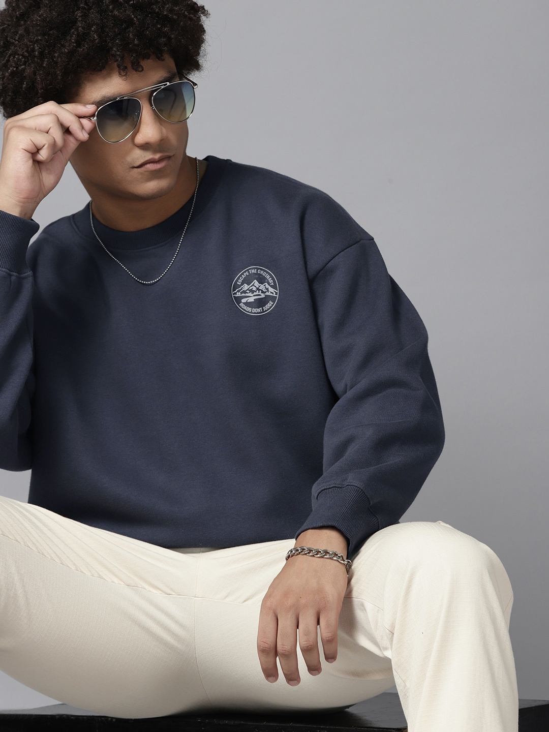 

Roadster Men Printed Pullover Sweatshirt, Charcoal
