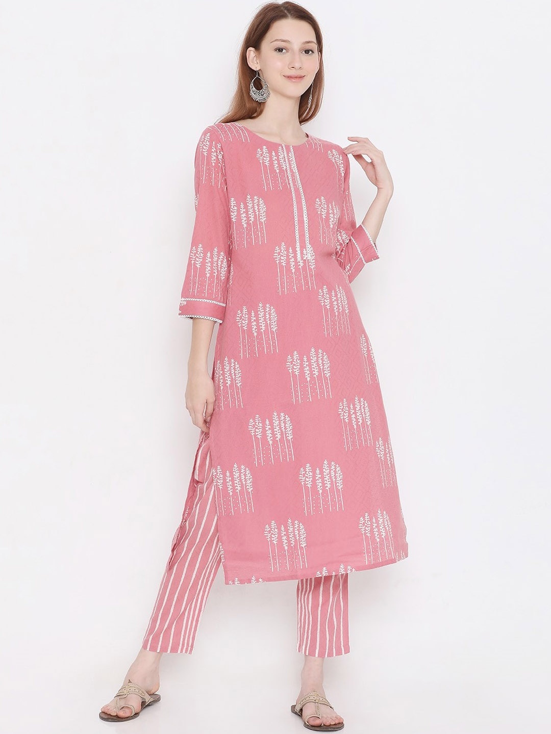 

PRESENT CREATION Floral Printed Pure Cotton Straight Kurta With Trousers, Pink