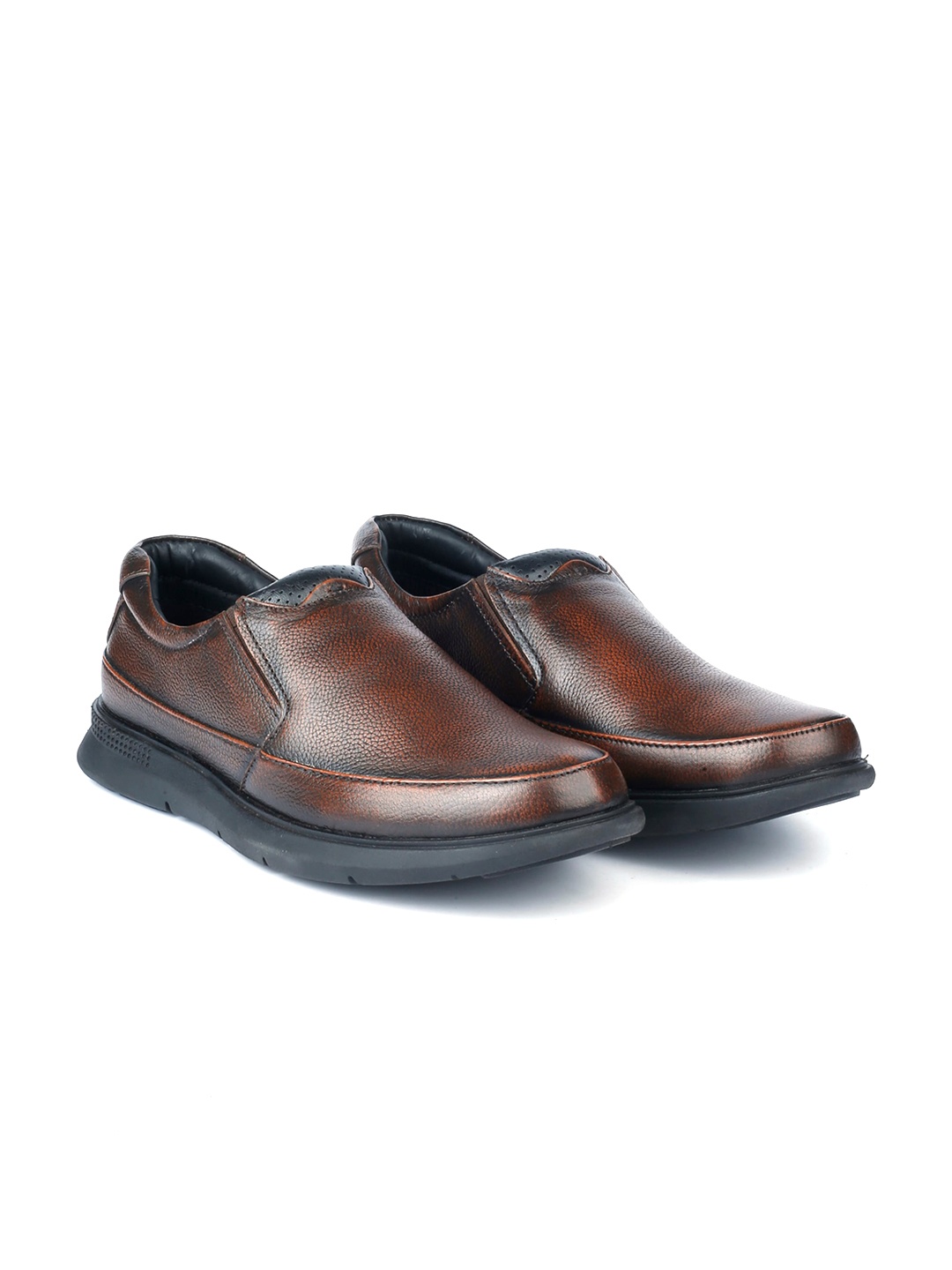 

LEFORE Men Textured Leather Slip-On Sneakers, Brown