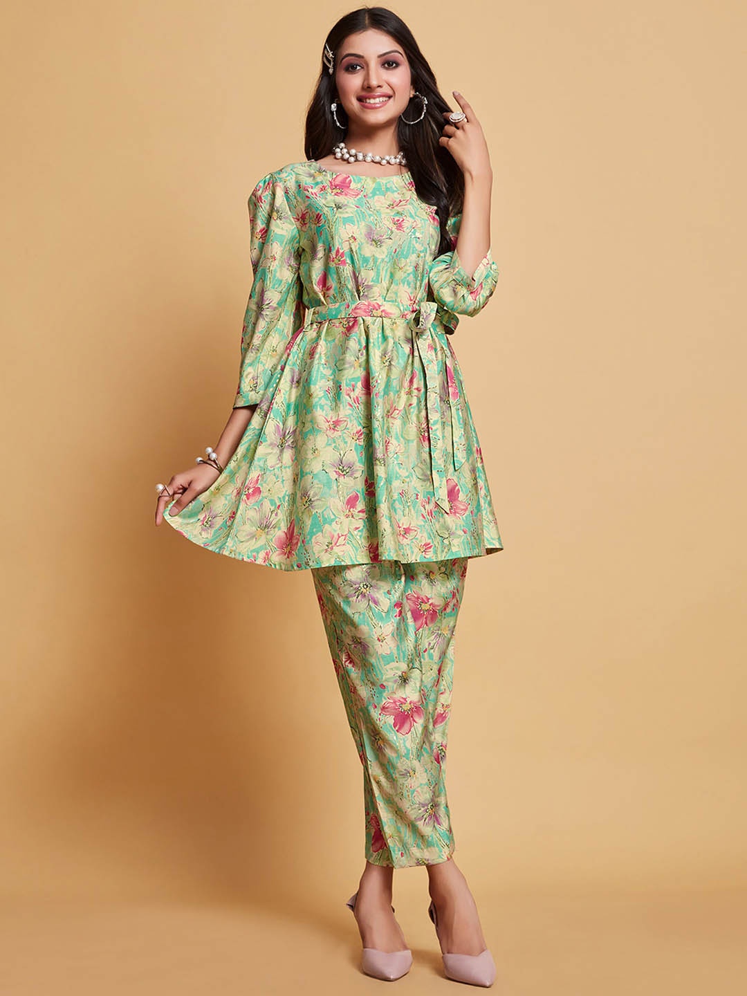 

Sangria Sea Green & Pink Floral Printed Kurti With Trousers