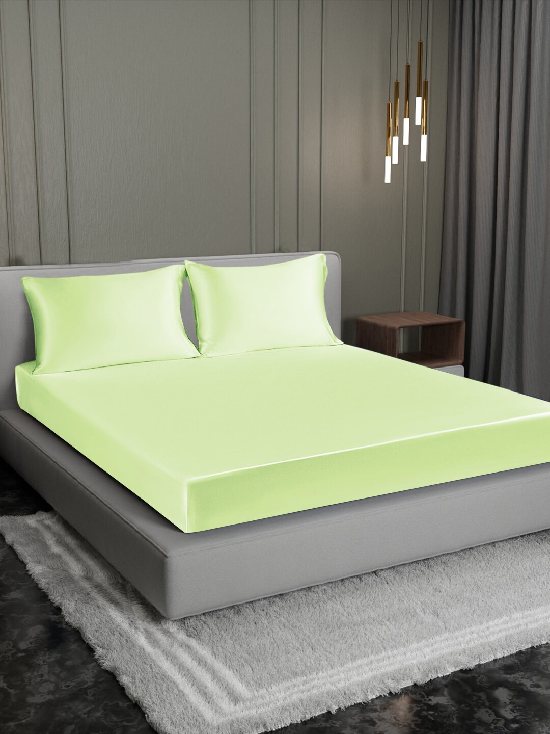 

Cloth Fusion Elite Yellow Poly Satin 300 TC King Bedsheet with 2 Pillow Covers