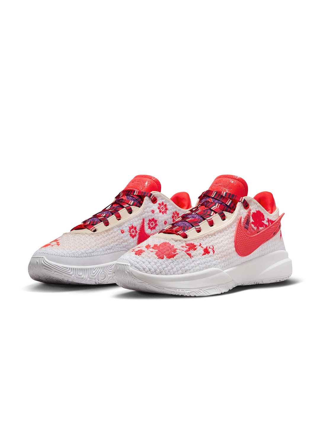 

Nike Men LeBron XX Premium EP Basketball Shoes, White