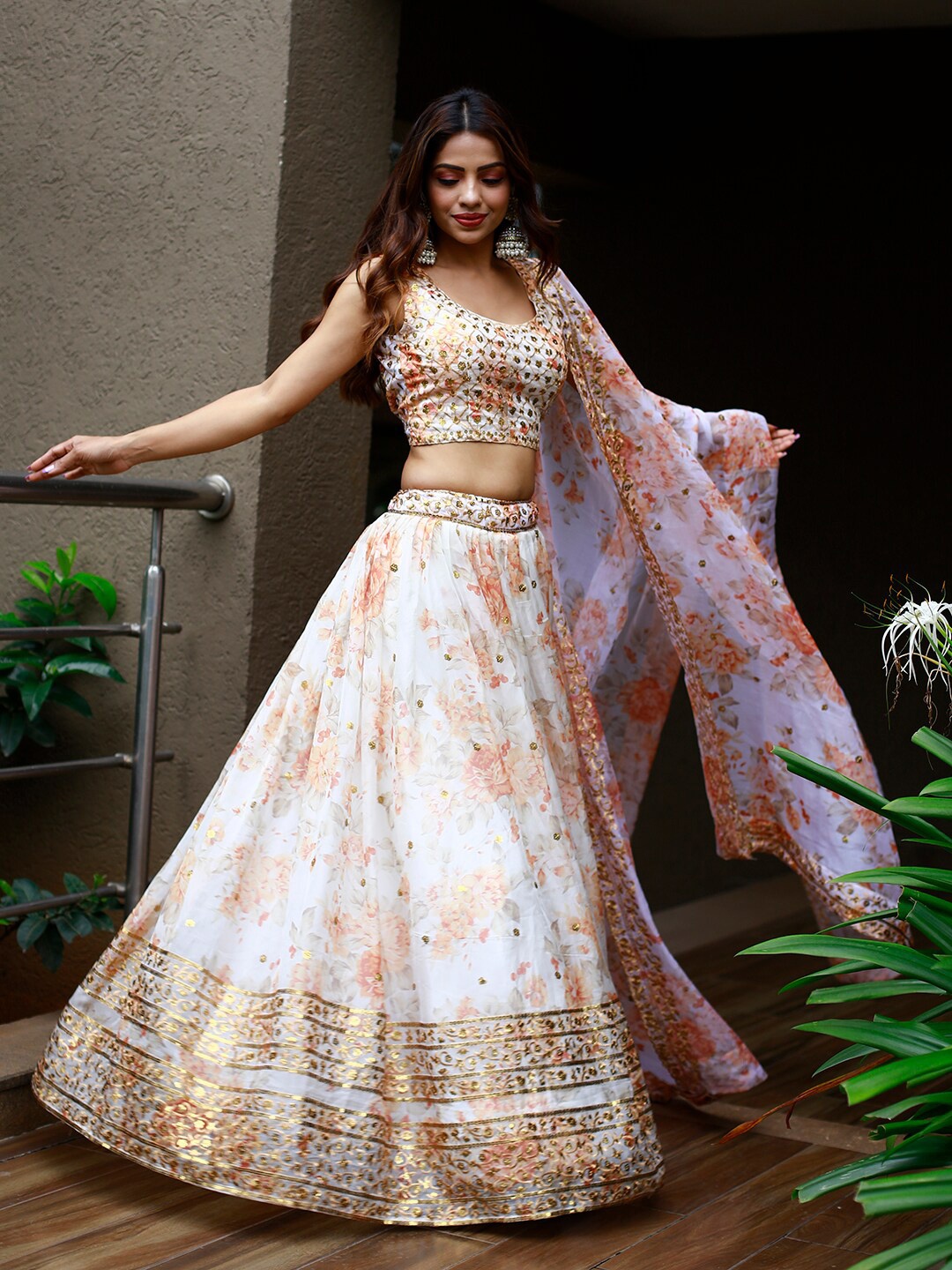 

Zeel Clothing Printed Sequinned Semi-Stitched Lehenga & Unstitched Blouse With Dupatta, White
