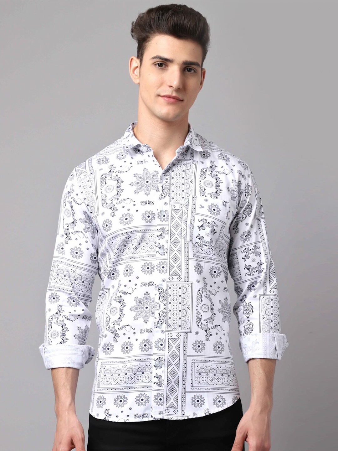 

HANUMNTRA Comfort Ethnic Motifs Printed Spread Collar Casual Shirt, White