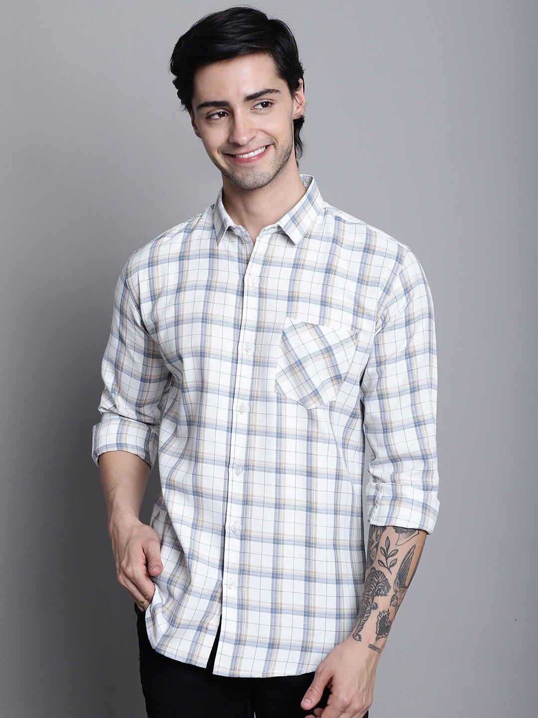 

HANUMNTRA Comfort Tartan Checks Spread Collar Casual Shirt, Off white