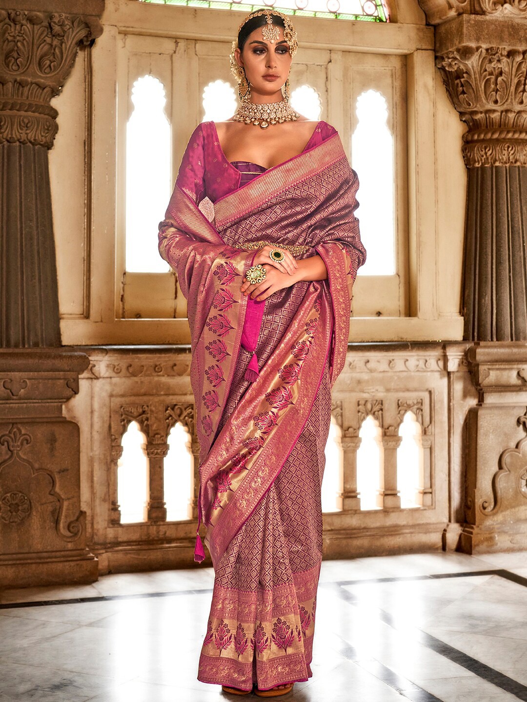 

Anouk Woven Design Zari Banarasi Saree, Purple