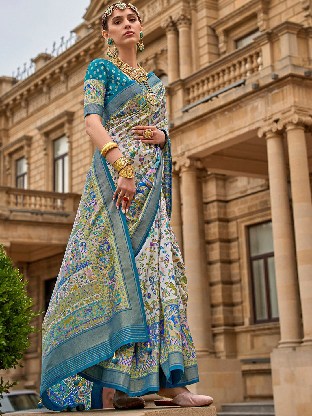 

Anouk White & Blue Ethnic Motifs Woven Design Zari Banarasi Saree