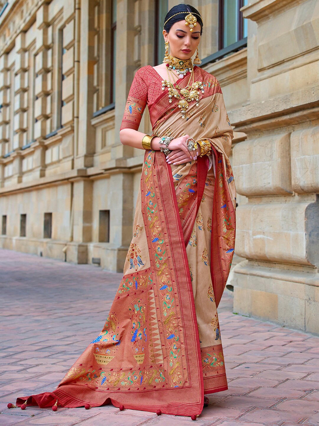 

Anouk Woven Design Zari Banarasi Saree, Beige