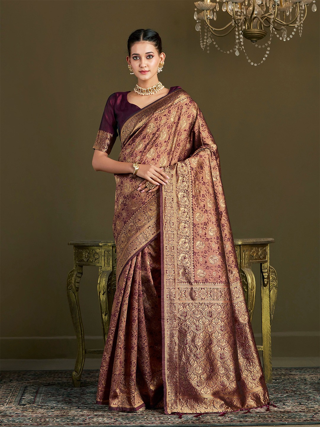 

Sangria Floral Woven Design Sarees, Burgundy