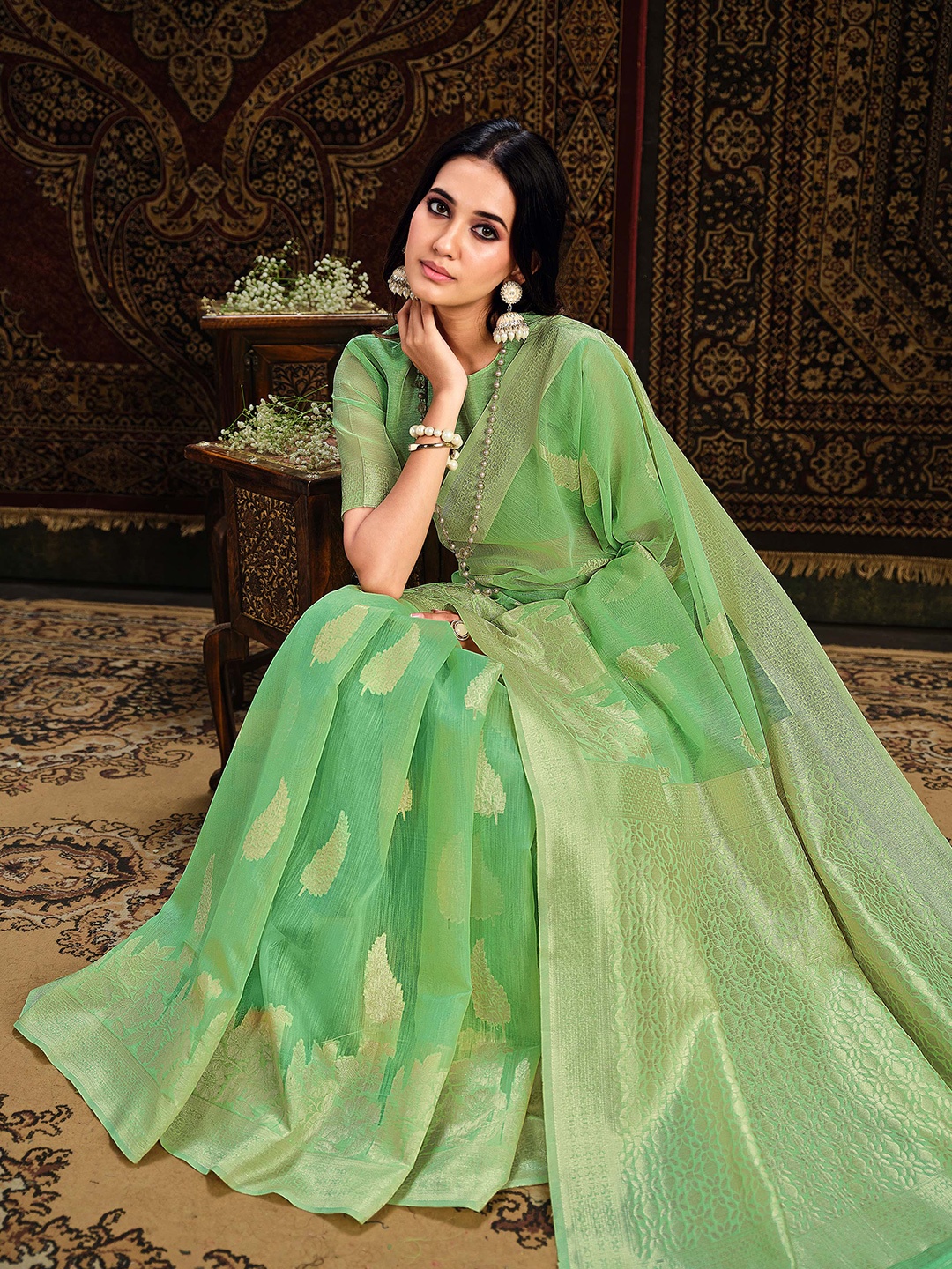 

Sangria Woven Design Zari Saree, Green