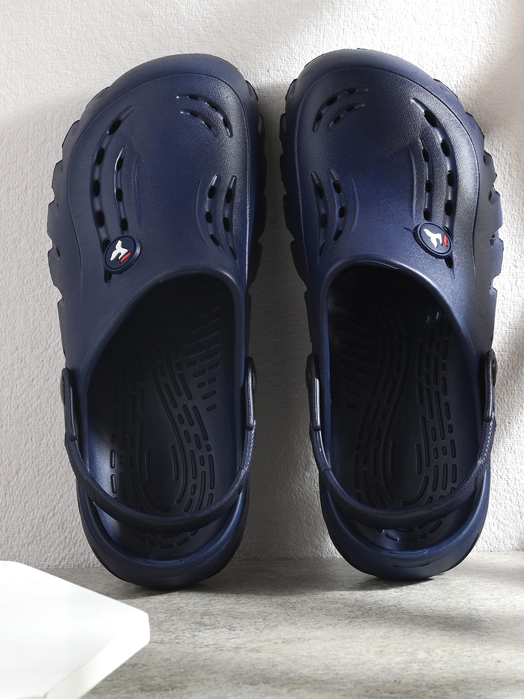 

BIRDE Men Self Design Clogs, Navy blue