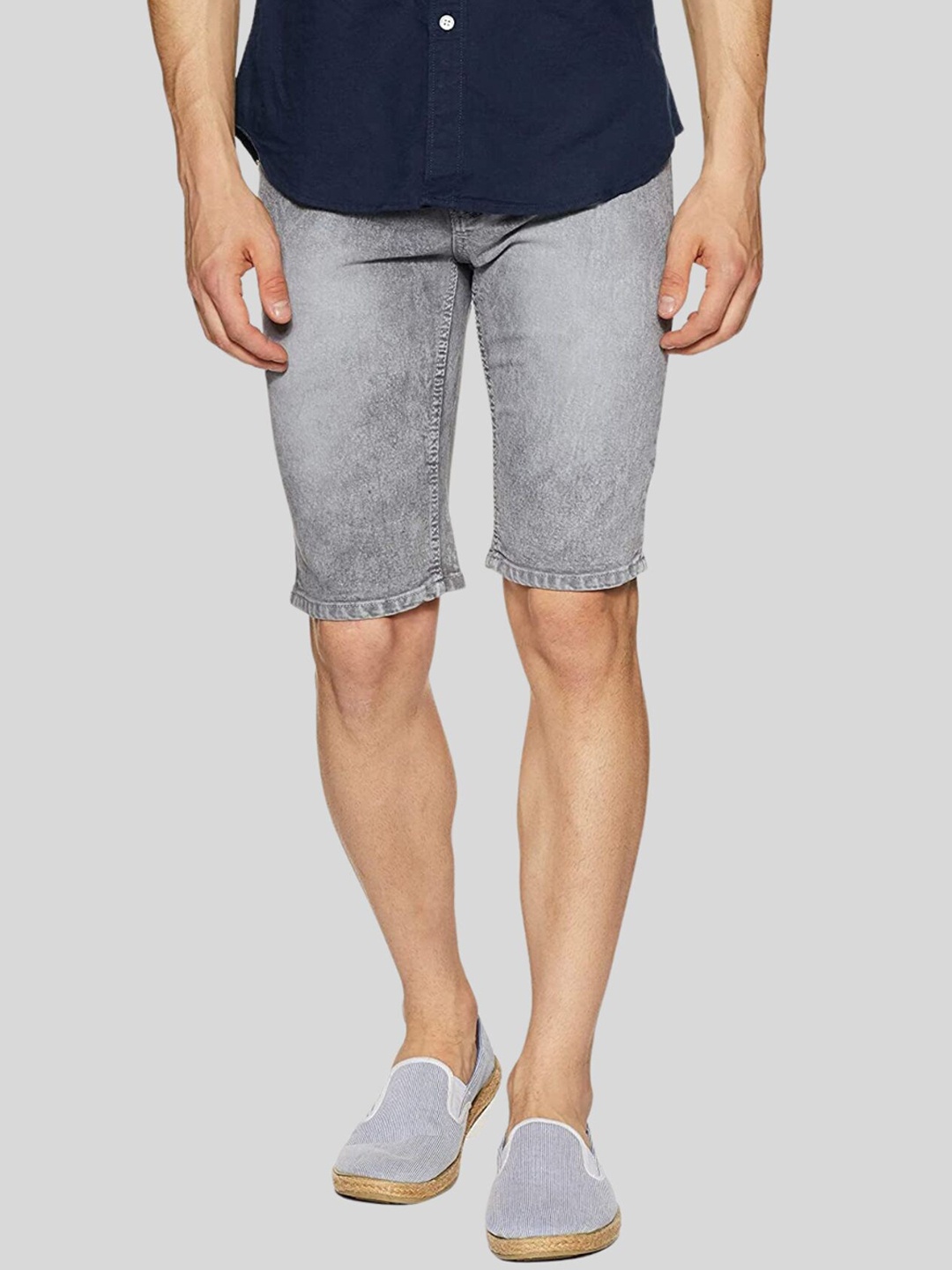 

Ben Martin Men Mid-Rise Denim Shorts, Grey