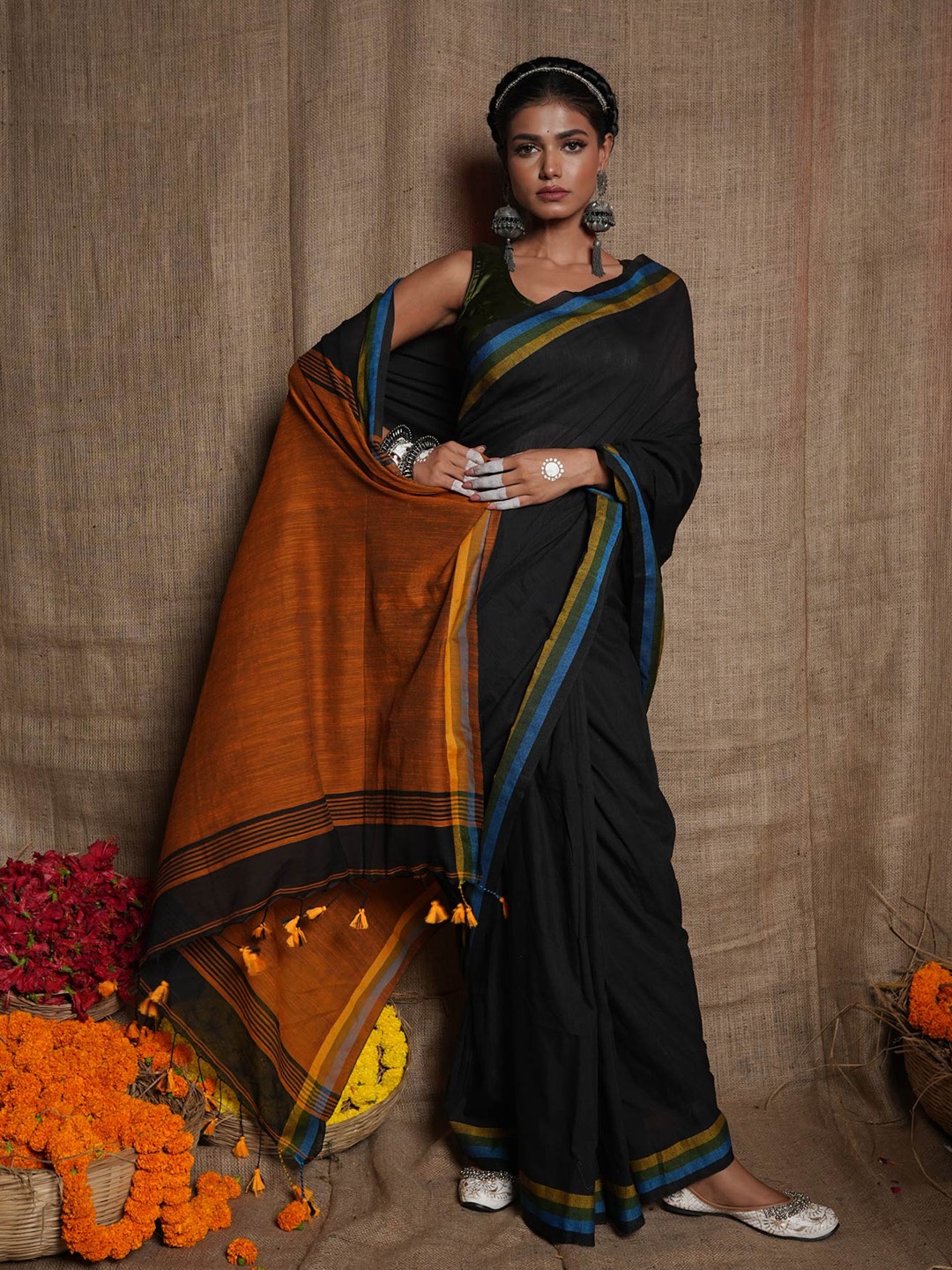 

Unnati Silks Pure Cotton Jamdani Saree, Black