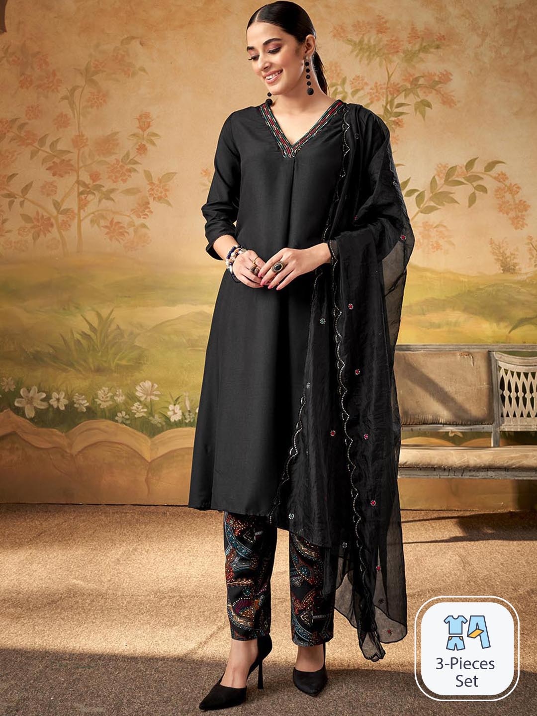

DRESOUL V-Neck Regular Kurta with Pyjamas & With Dupatta, Black