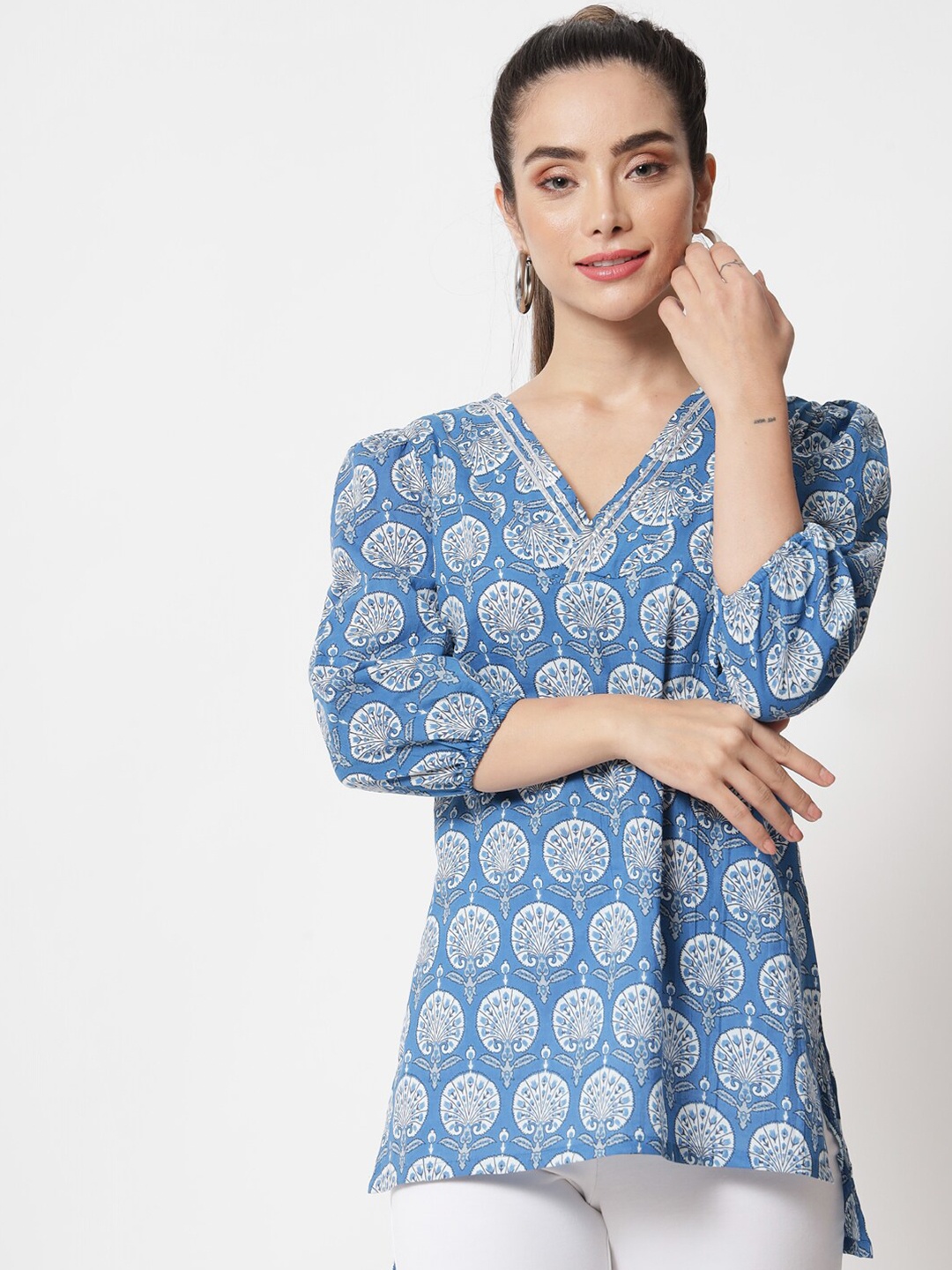 

Chemistry Ethnic Motifs Printed V-Neck Cuffed Sleeves Cotton Regular Top, Blue