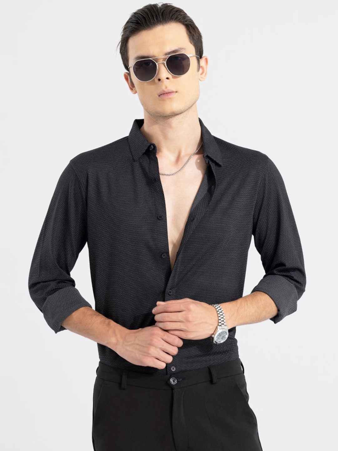

Snitch Black Classic Slim Fit Micro Ditsy Printed Cotton Casual Shirt