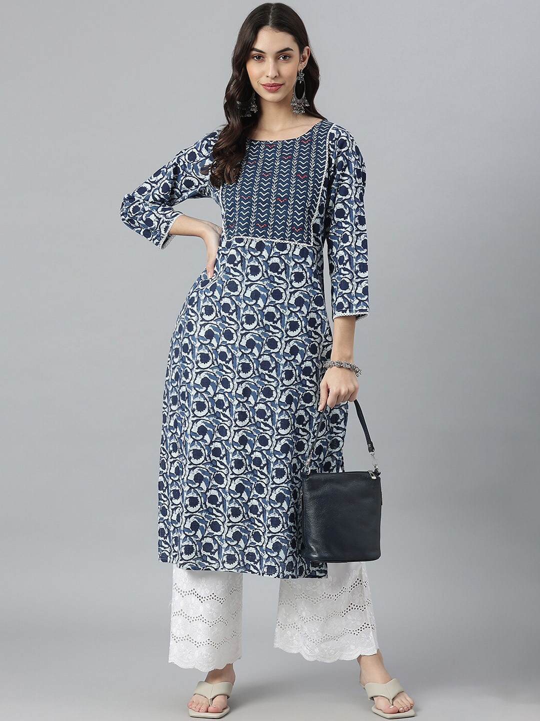 

Stylum Geometric Printed Round Neck Pure Cotton Straight Kurta, Navy blue