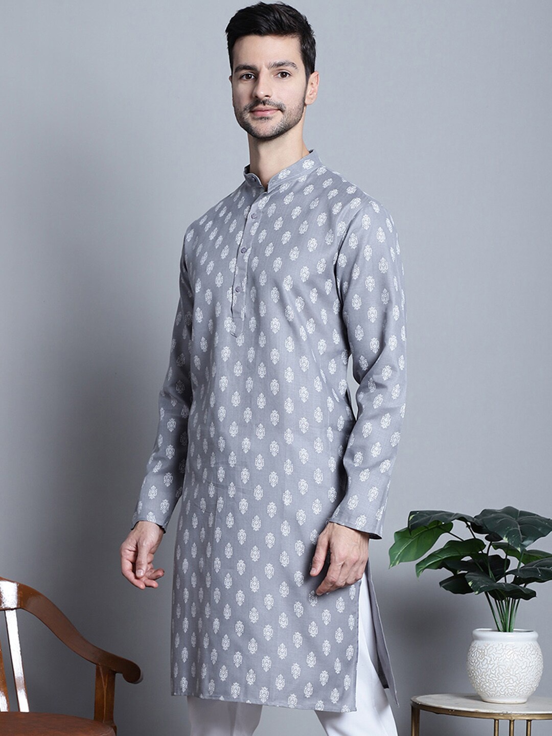 

Jompers Ethnic Motifs Printed Band Collar Cotton Kurta, Grey