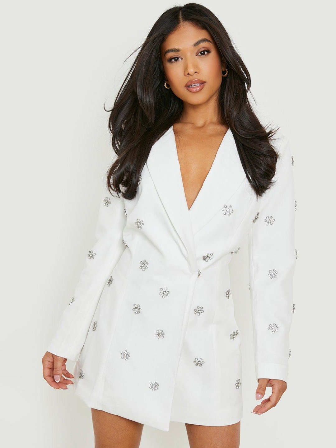 

Boohoo Petite Floral Embellished Padded Shoulder Mini Blazer Dress, White