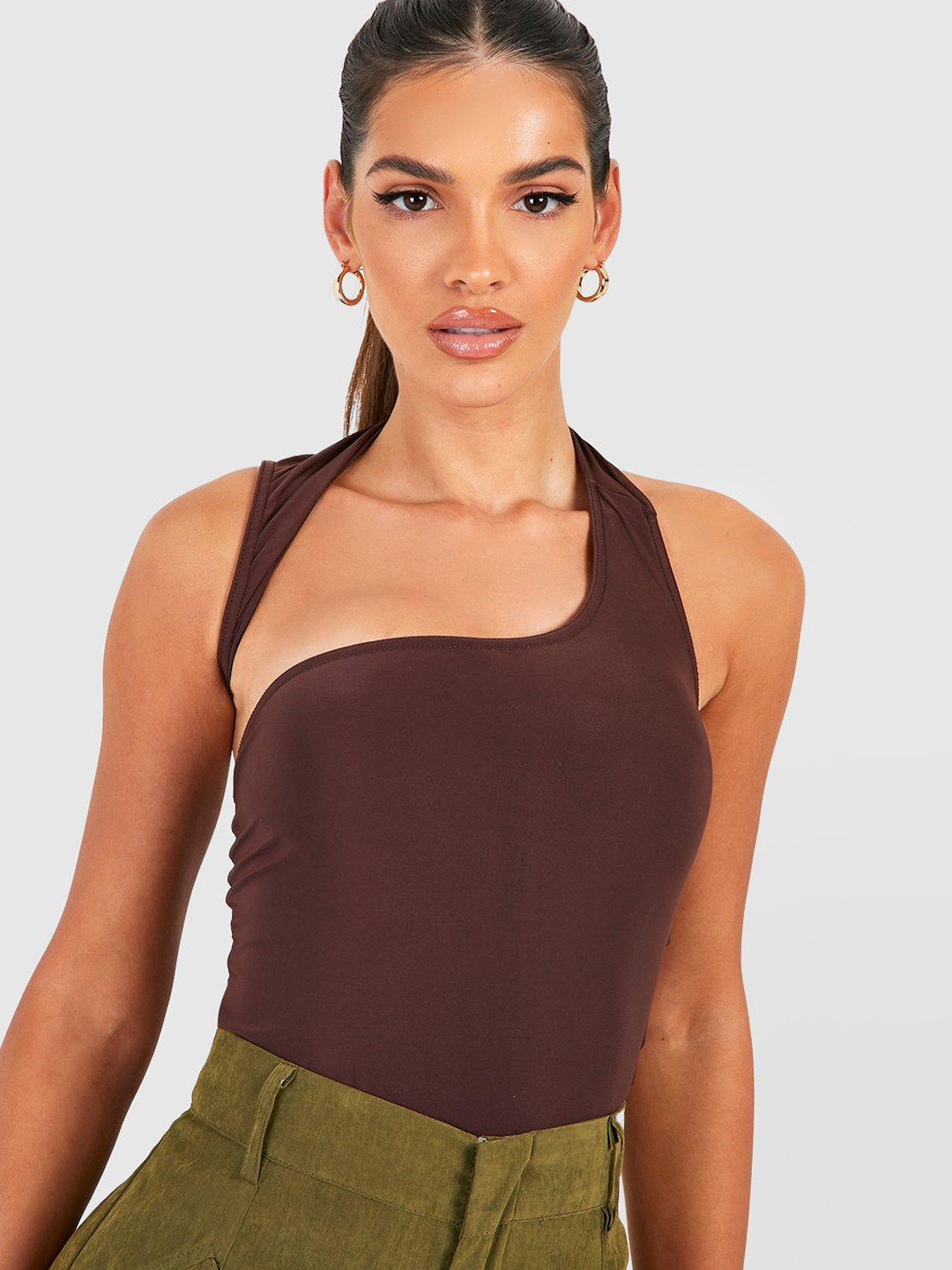 

Boohoo Cut-Out Detail Asymmetric Neck Bodysuit, Maroon
