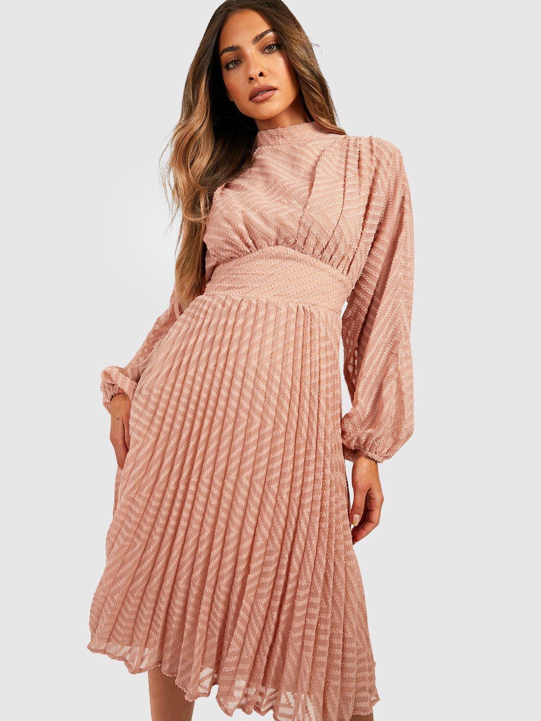

Boohoo Dobby Weave Pleated A-Line Midi Dress, Pink