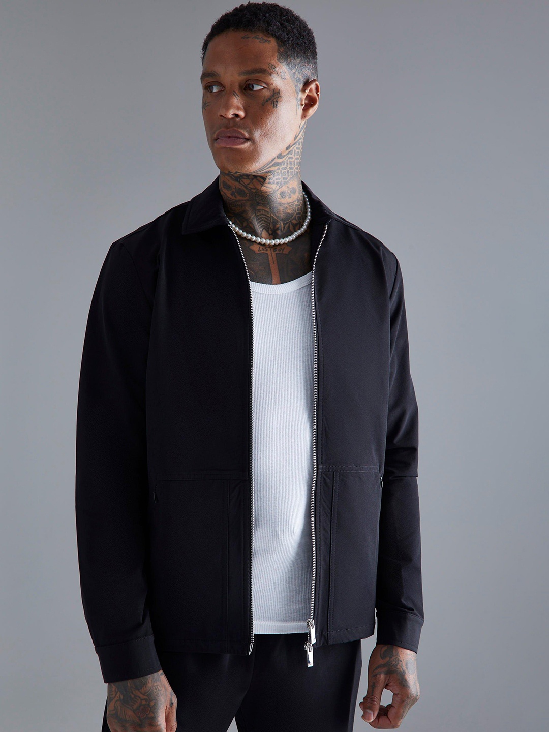

boohooMAN Solid Tailored Jacket, Black